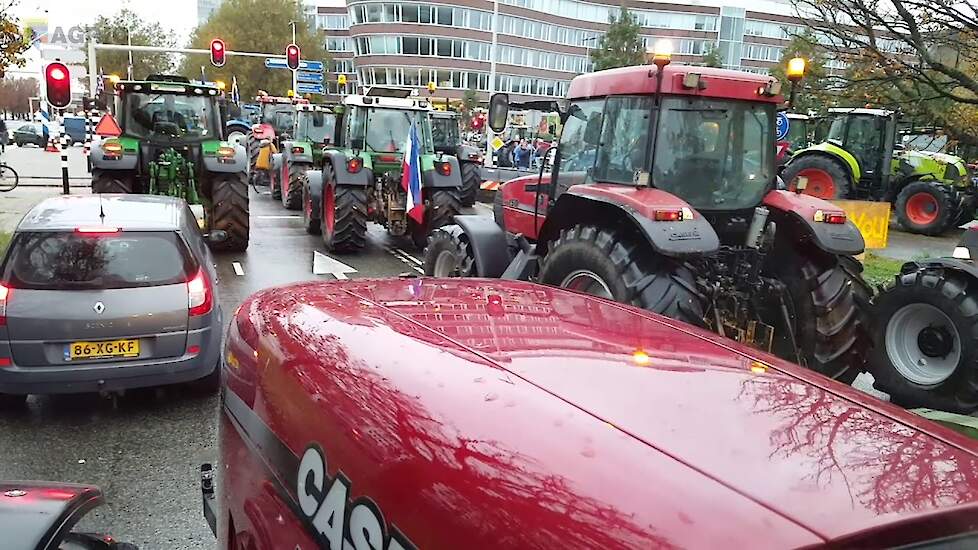 Uittocht van trekkers uit Den Haag na #boerenprotest