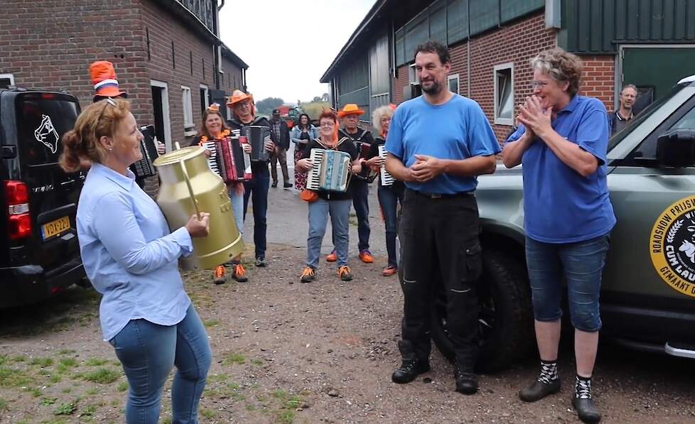 Boerderij De Morgenstond uit Oud Ade wint de Den Besten Cum Laude Award voor zachte kaas en zuivel.
