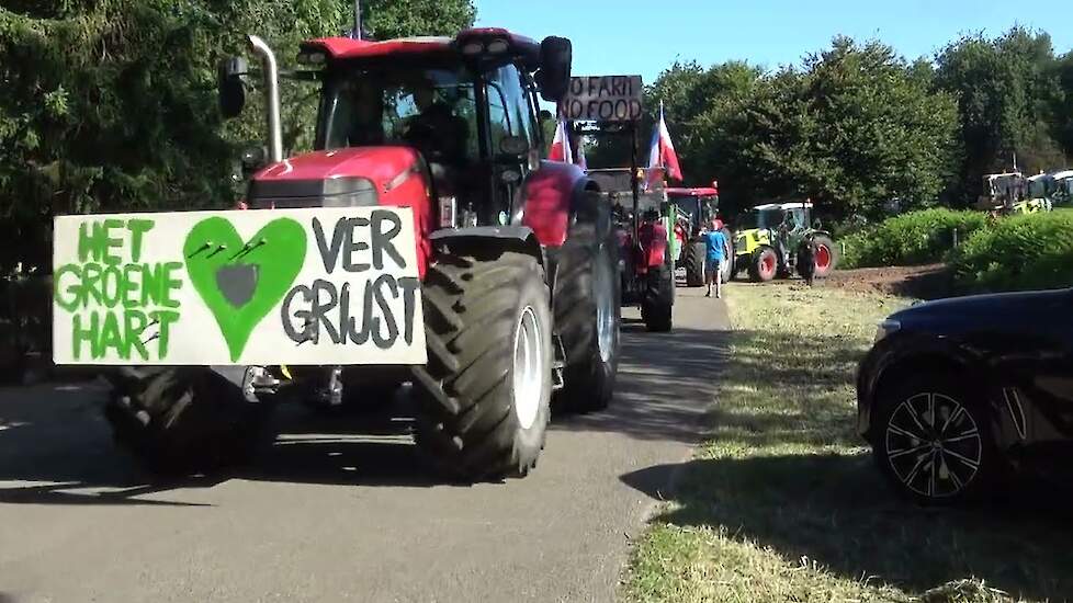 Burgemeester van Ede: "Boeren en economie hard geraakt" - Boerenprotest in Stroe 22 juni 2022