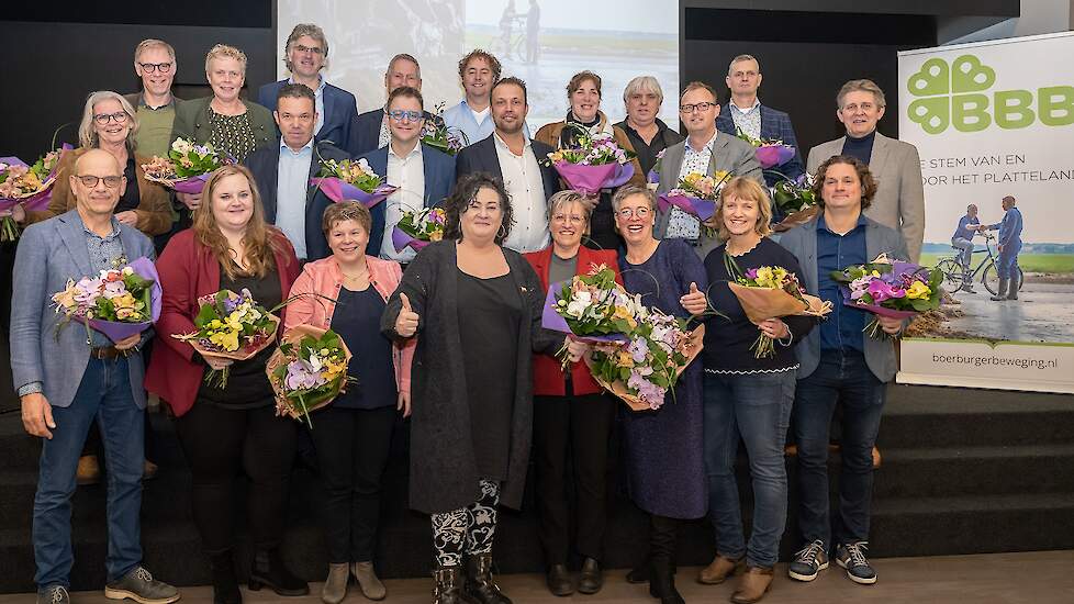 De lijsttrekkers, met op de voorgrond in het midden frontvrouw Caroline van der Plas.
