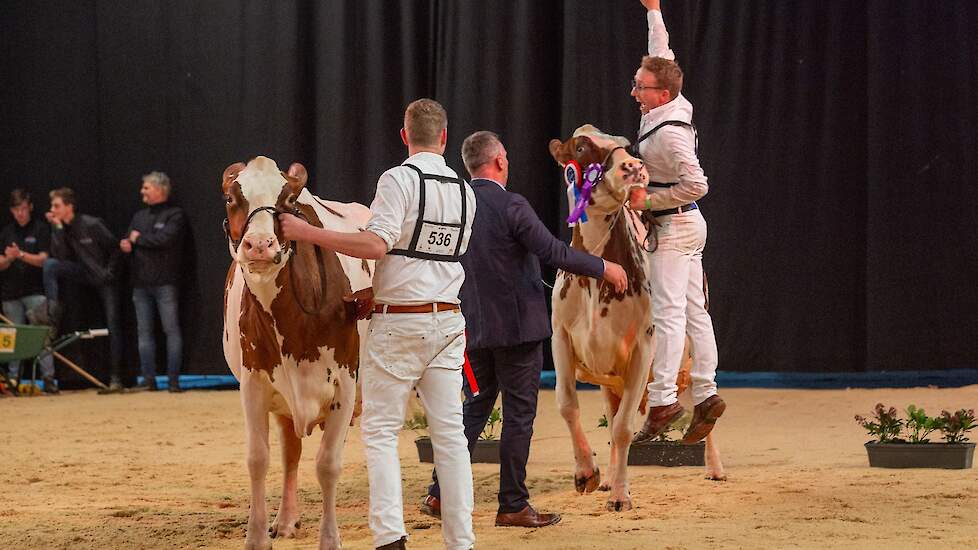 In de finale werd Irma 68 uitgeroepen tot seniorenkampioene. Aard Vosman was er blij mee!