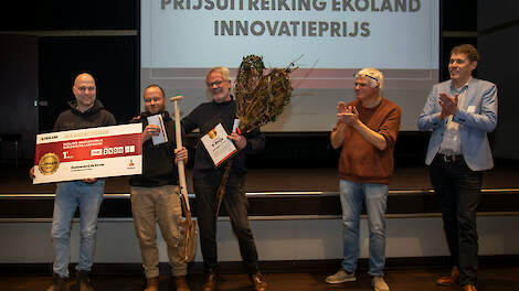 De winnaars van 2025. Van links naar rechts: Albert Hulleman, Gerrit Marsman junior, Gerrit Marsman senior, en juryleden Kees van Veluw en Ramon van der Tol.