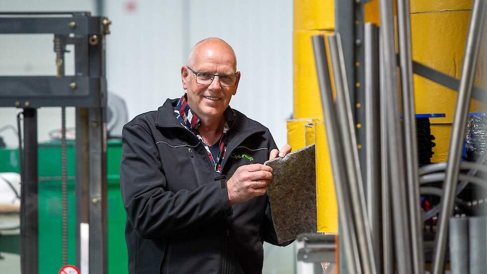 Beoordeling van vilt voor bescherming van de spankop op de betonrand