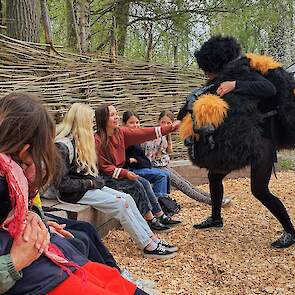 De hommelkoningin op de Floriade.