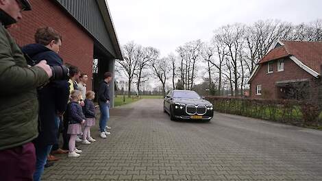 Werkbezoek minister aan melkveehouder Gezino Engberts